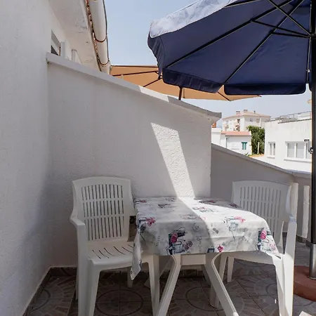 Center Pag 50 M To The Sea Pag Town