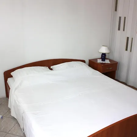 Center Pag 50 M To The Sea Pag Town